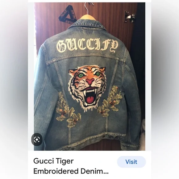 EMBROIDERED DENIM JACKET WITH TIGER BEES ROSES - Picture 3 of 14